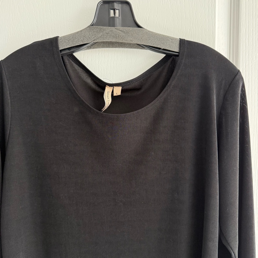 Susan Lawrence Top Shirt Black Boatneck Lightweight Size L